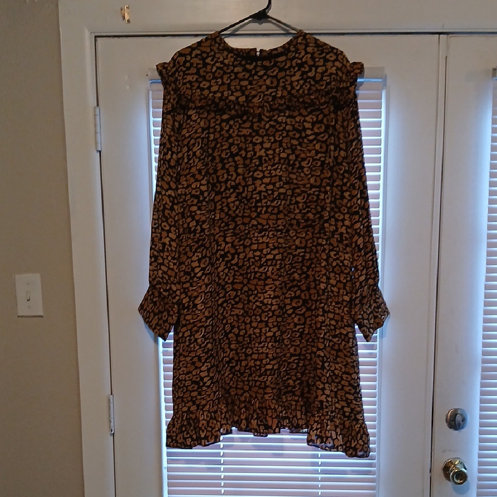 NWOT Who What Wear Animal Print Long Sleeve Dress